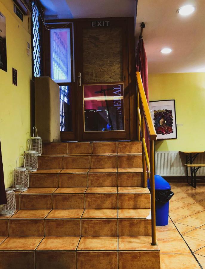 Whole Basement Former Pub3 For Bachelor / Bachelorette Party Budapest Exterior photo
