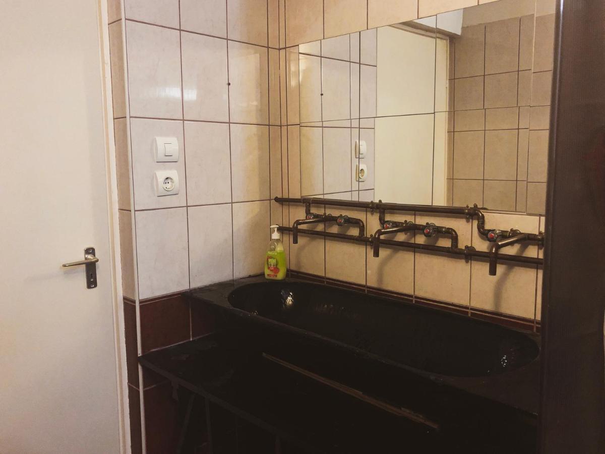 Whole Basement Former Pub3 For Bachelor / Bachelorette Party Budapest Exterior photo