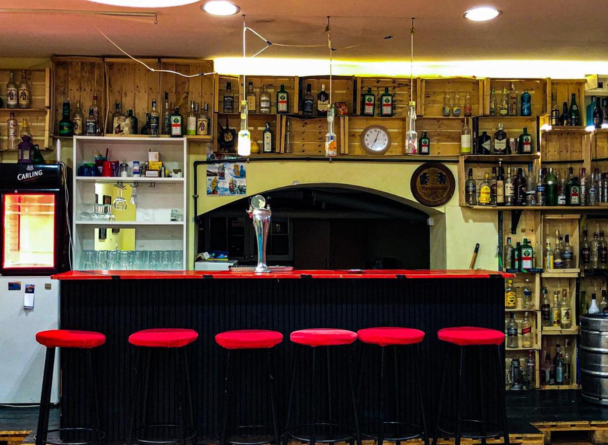 Whole Basement Former Pub3 For Bachelor / Bachelorette Party Budapest Exterior photo