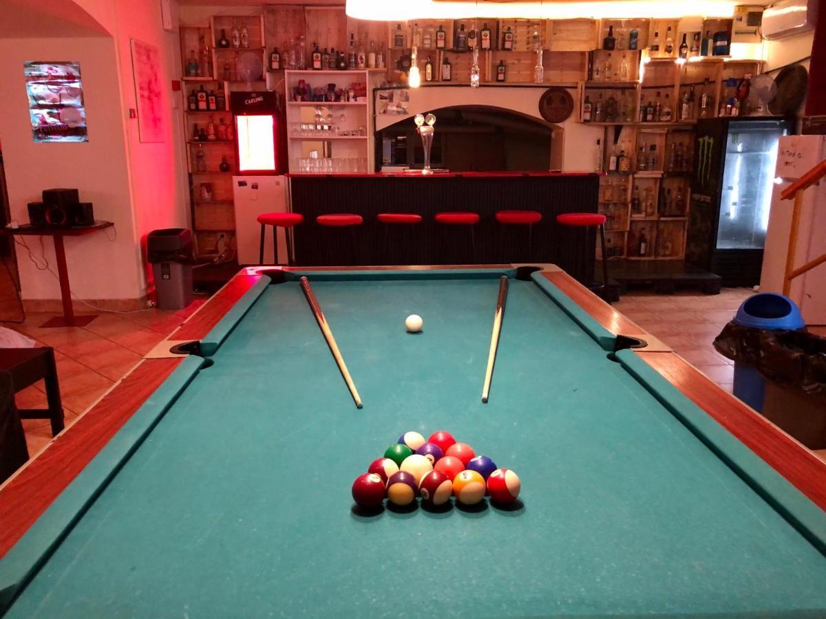 Whole Basement Former Pub3 For Bachelor / Bachelorette Party Budapest Exterior photo