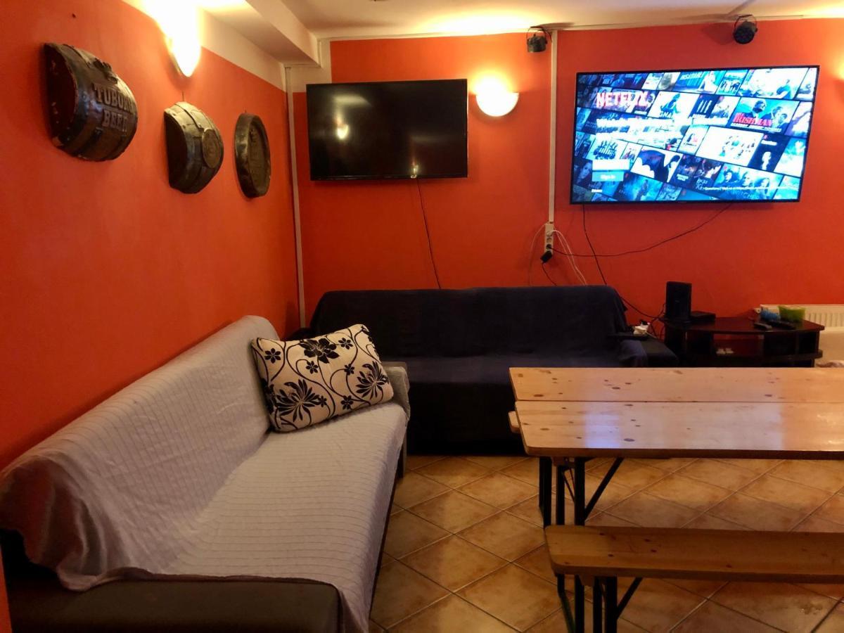 Whole Basement Former Pub3 For Bachelor / Bachelorette Party Budapest Exterior photo